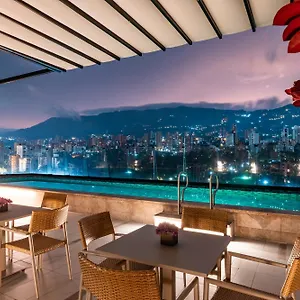Hotel York Luxury By Preferred, Medellín